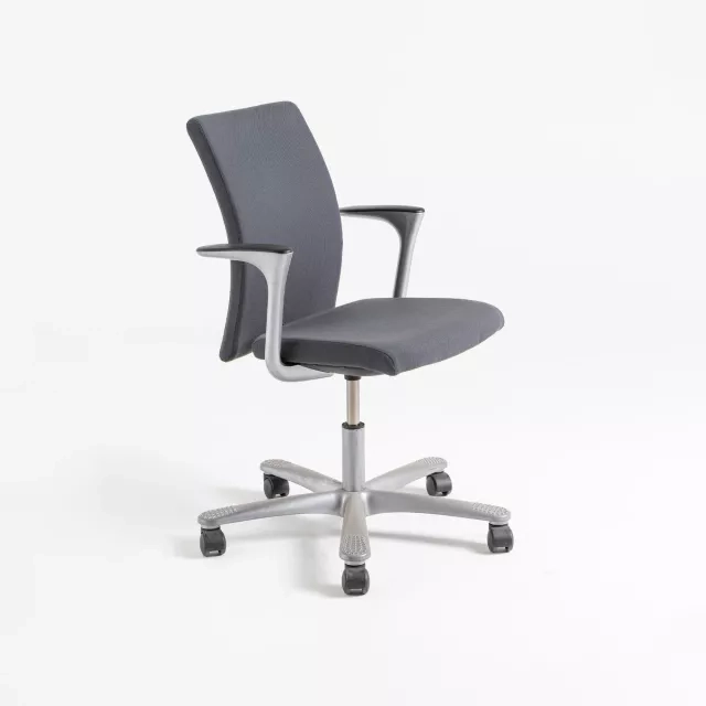 HÅG Konferensstol H04 4472 Communication på hjul Gray 1